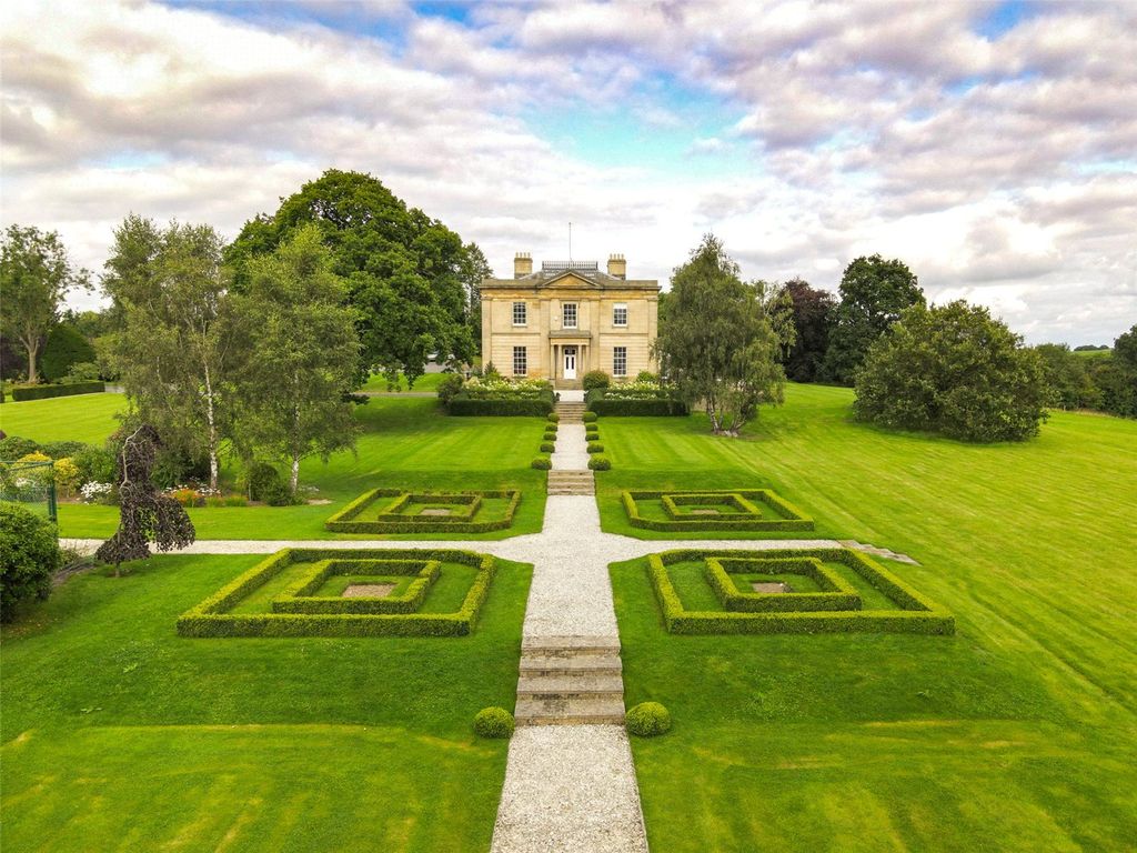 Property photo 2 of 62 West Elevation