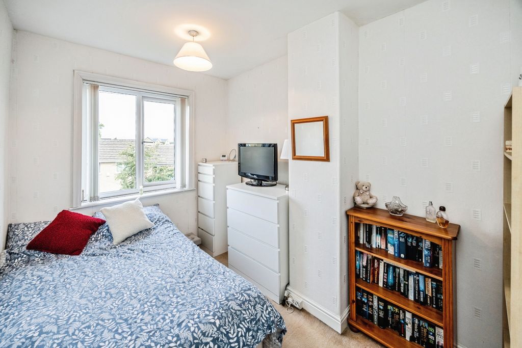 Property photo 2 of 20 14Mlhalifax-160626-12