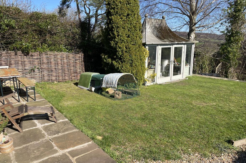 Property photo 2 of 25 Summer House