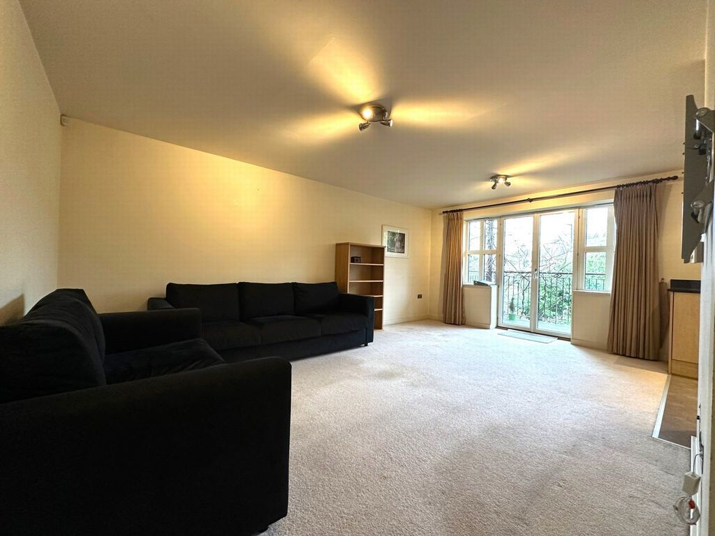 Property photo 3 of 13 Photo 11