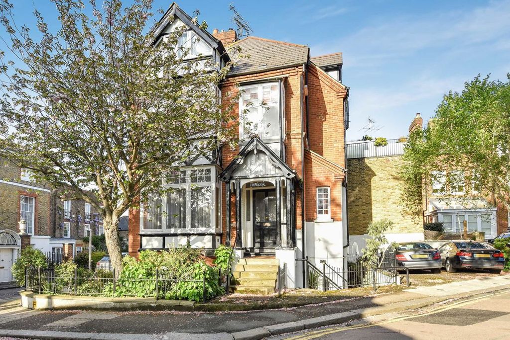 Property photo 1 of 7