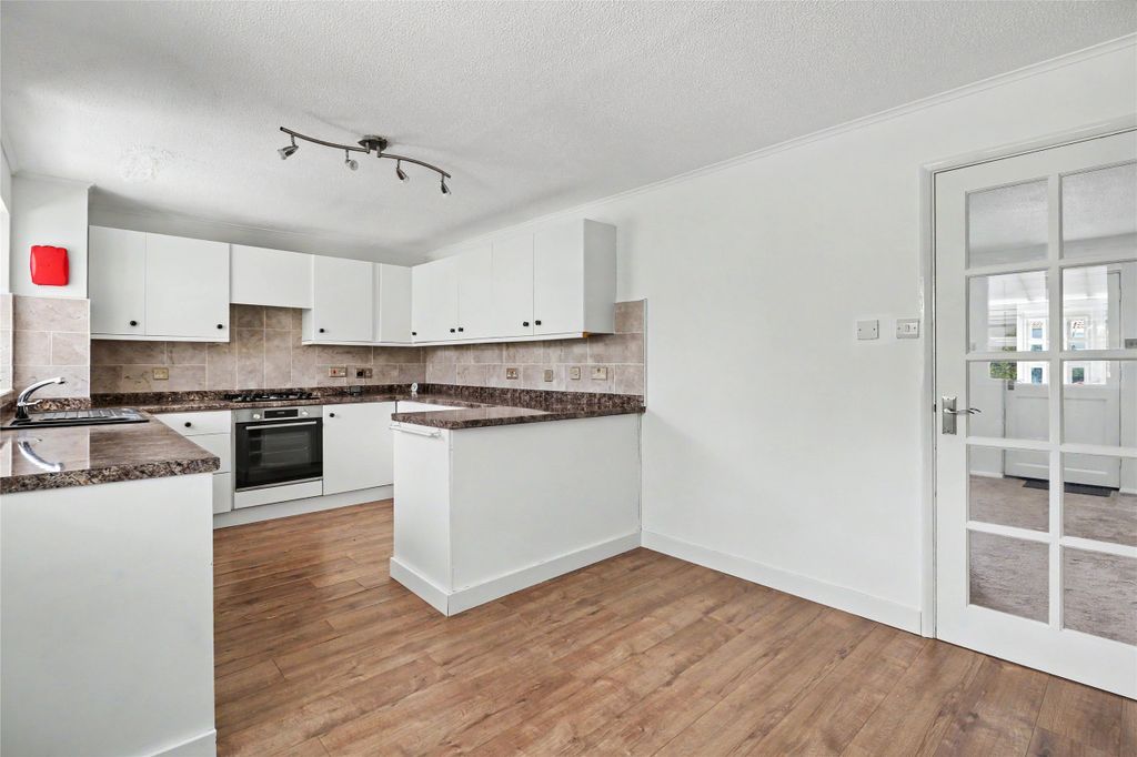 Property photo 2 of 15 Picture No. 08