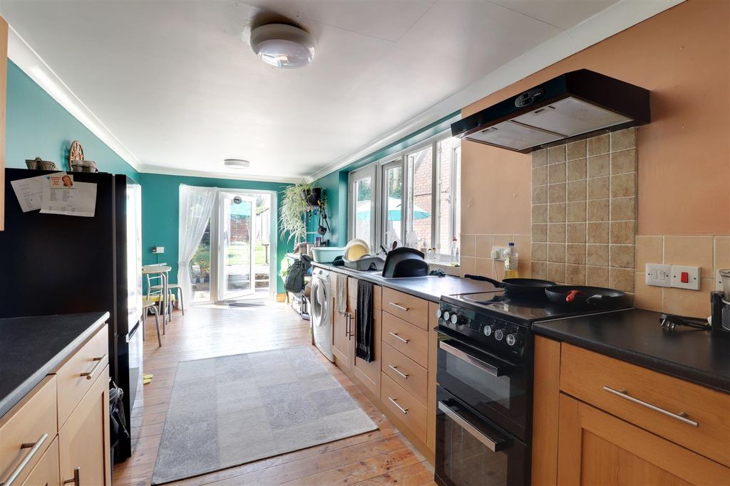 Property photo 2 of 15