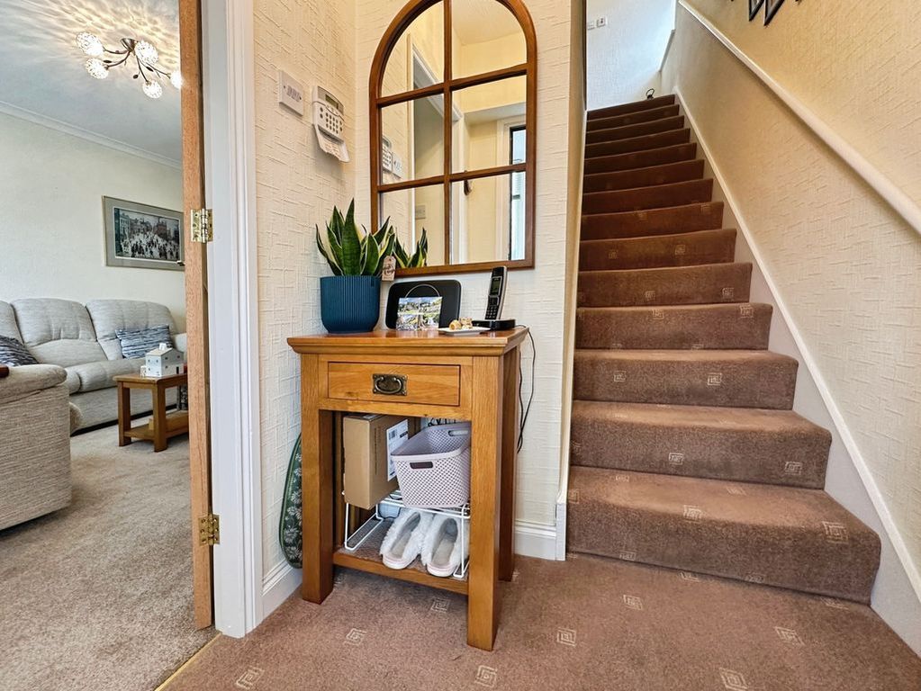 Property photo 3 of 26 Hallway
