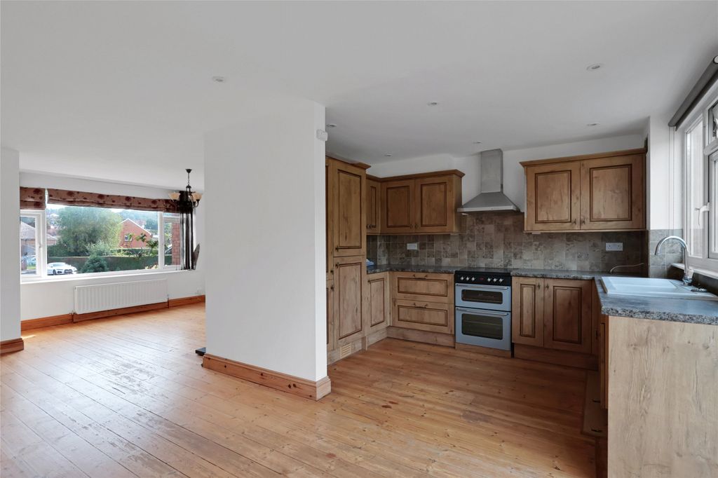 Property photo 3 of 10 Picture No. 30