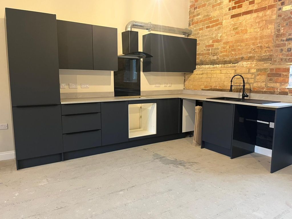 Property photo 3 of 15 Image