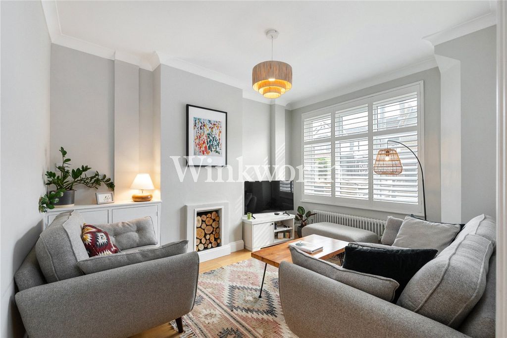 Property photo 3 of 15 Picture No. 06