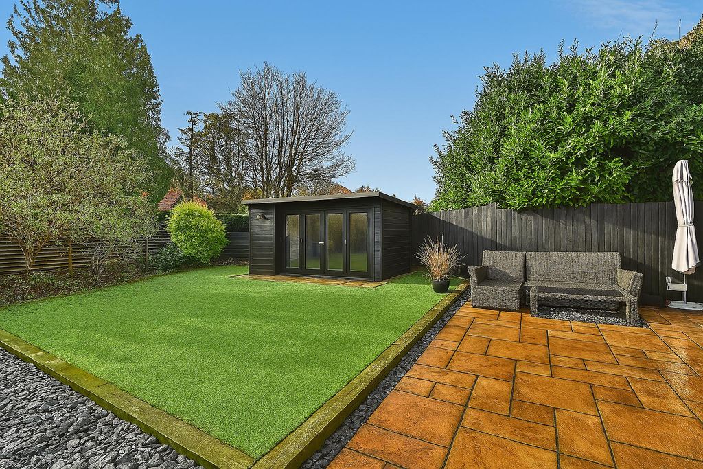 Property photo 3 of 15