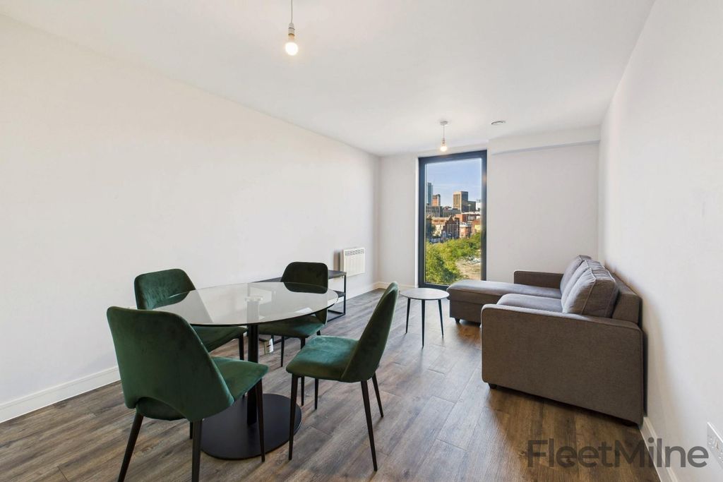 Property photo 2 of 9 Living/Dining Area