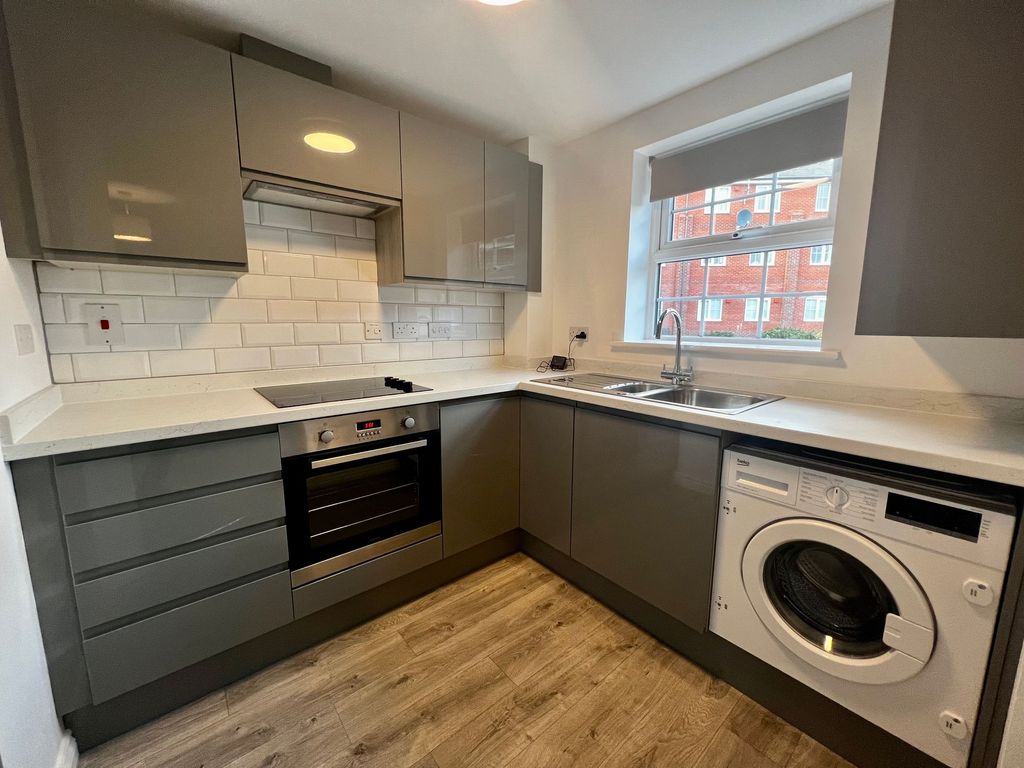 Property photo 2 of 6