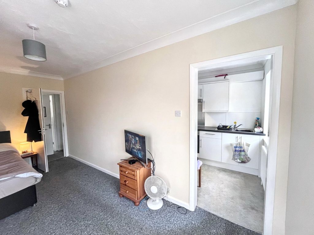 Property photo 3 of 12 Picture No. 03
