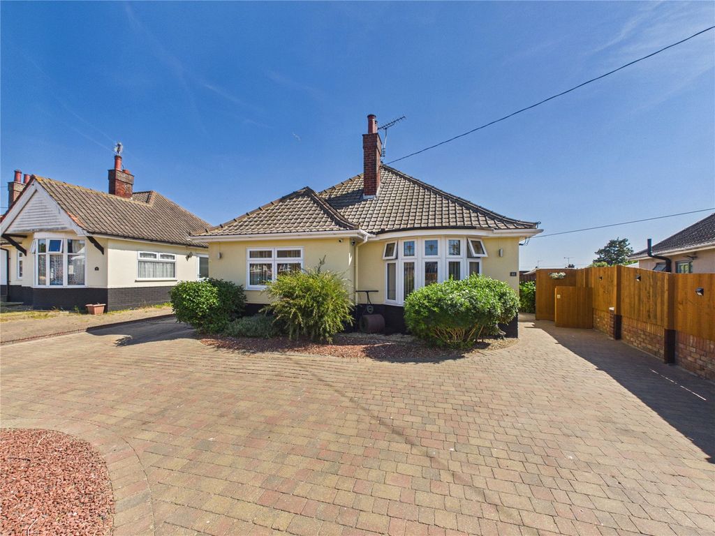 Property photo 1 of 17 Picture No. 02