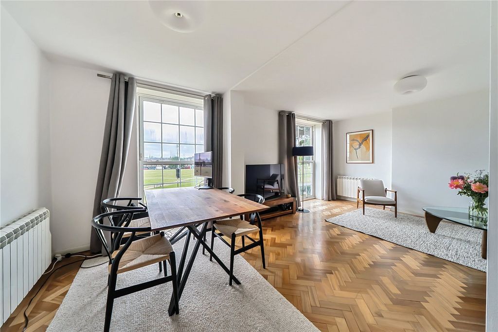 Property photo 2 of 20 Picture No. 36