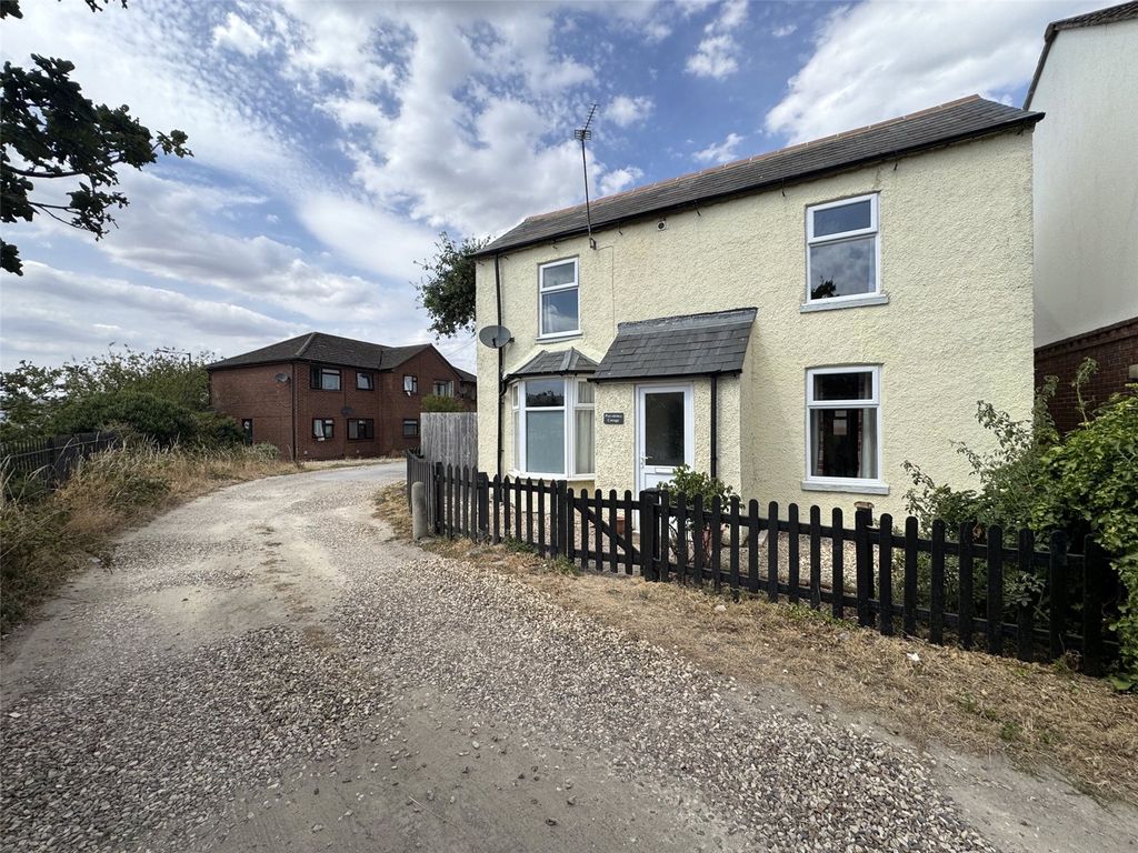 Property photo 1 of 17 Picture No. 25