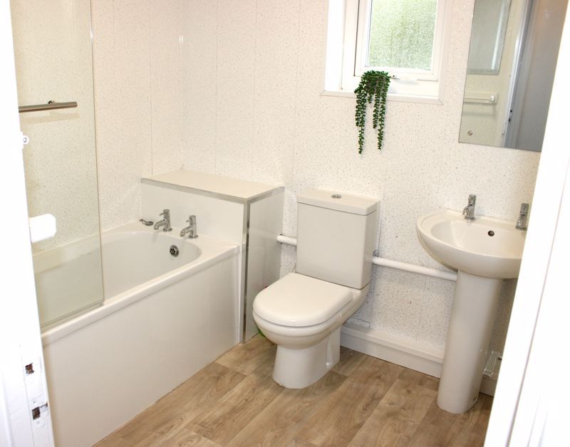 Property photo 3 of 12 Bathroom