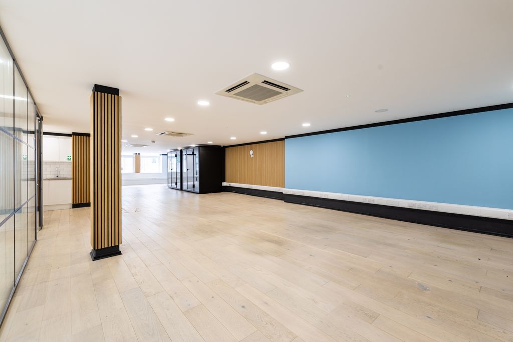 Property photo 3 of 12