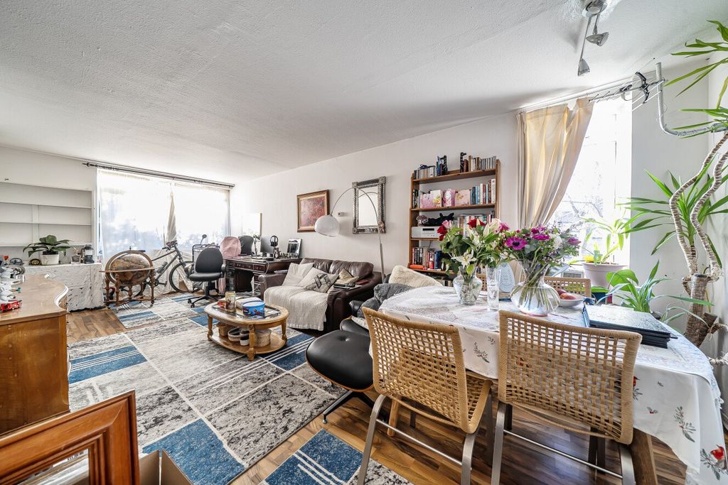 Property photo 2 of 8 Picture No. 06