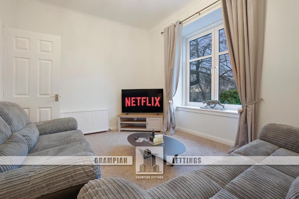 Property photo 1 of 26