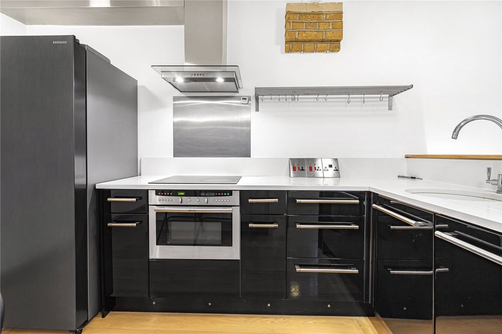 Property photo 3 of 23 Picture No. 46