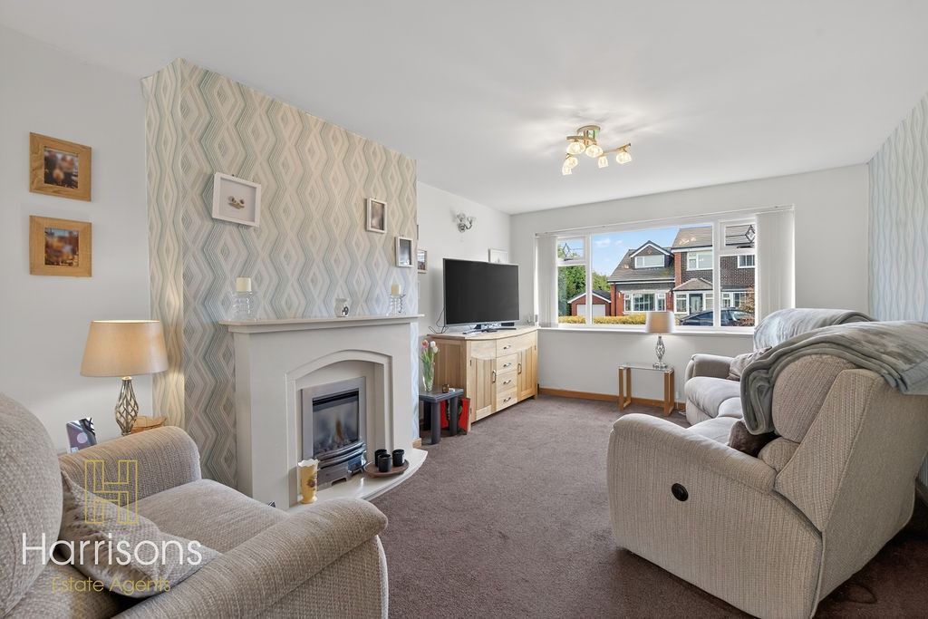 Property photo 2 of 30 4970111