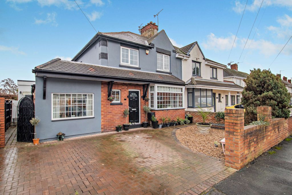 Property photo 1 of 25 8674124-Exterior01-800