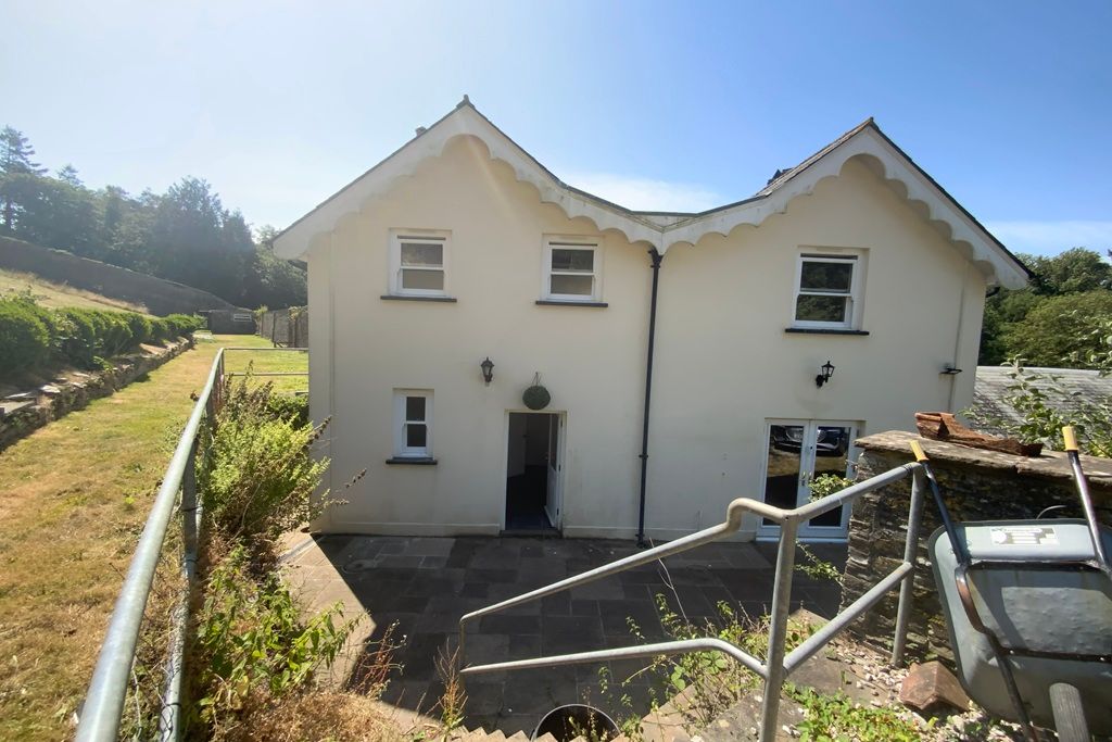 Property photo 1 of 53