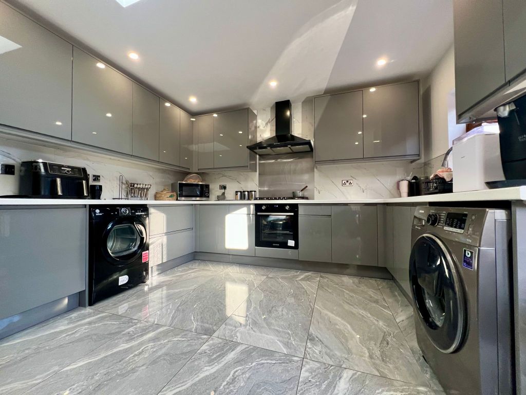 Property photo 3 of 20 Whatsapp Image 2025-12-03 At 12.23.41 Pm (1).Jpeg