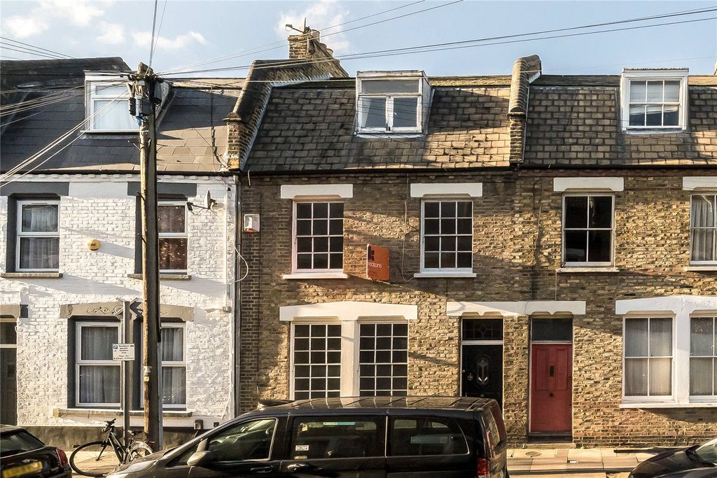 Property photo 1 of 18 Picture No. 01