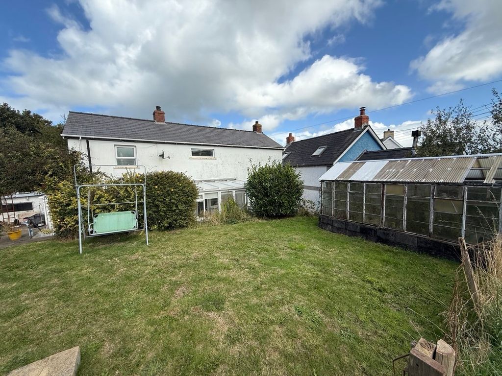 Property photo 2 of 24