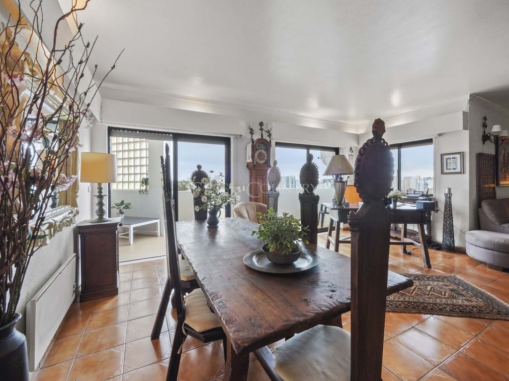 Property photo 2 of 26