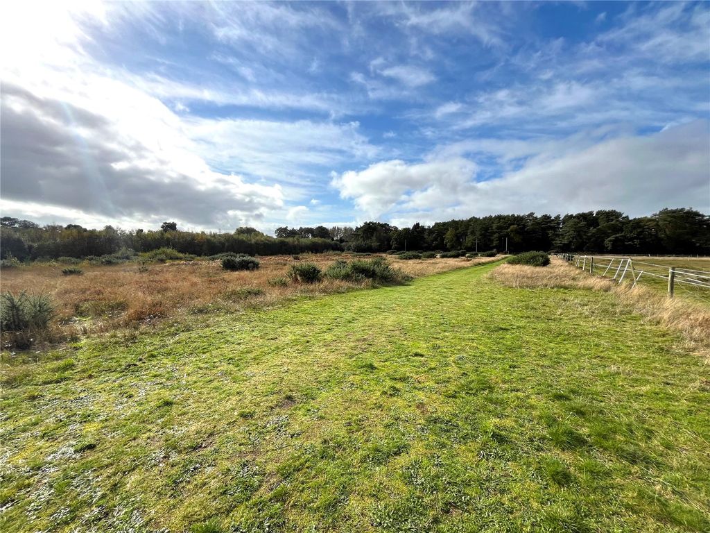 Property photo 2 of 9 Picture No. 07