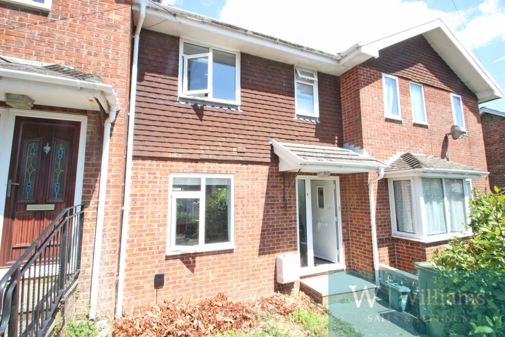 Property photo 1 of 10 Front