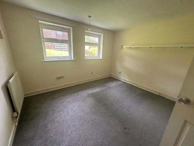 Property photo 3 of 11 Bedroom