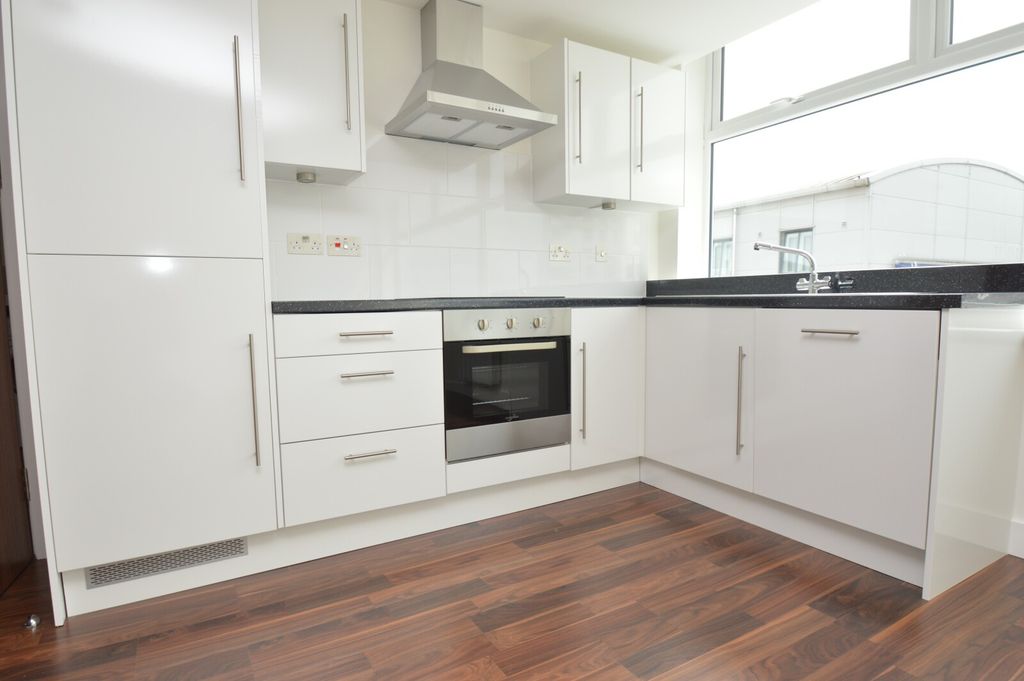 Property photo 3 of 4 Picture No. 05