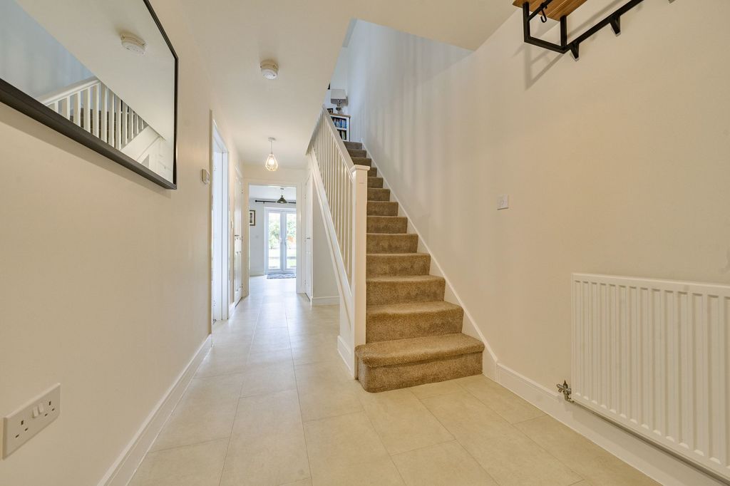 Additional image 11 of 3 bed detached house for saleSkylark Drive, Pershore WR10