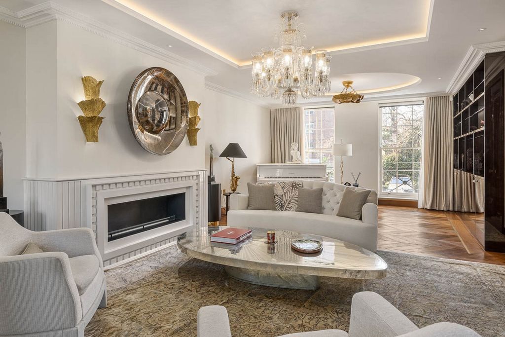 Property photo 2 of 20