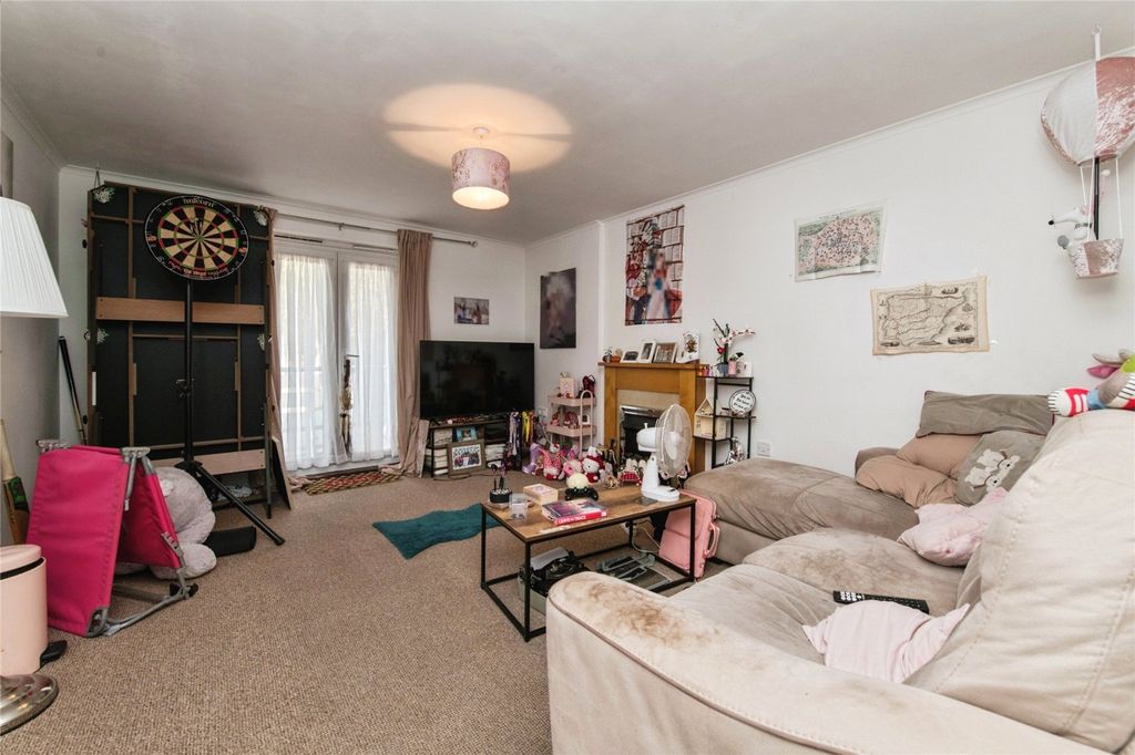 Property photo 3 of 10 Picture No. 19