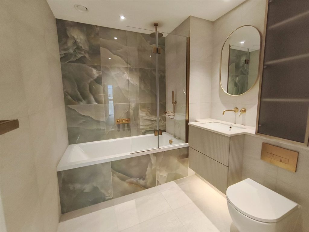 Property photo 2 of 16 Picture No. 13