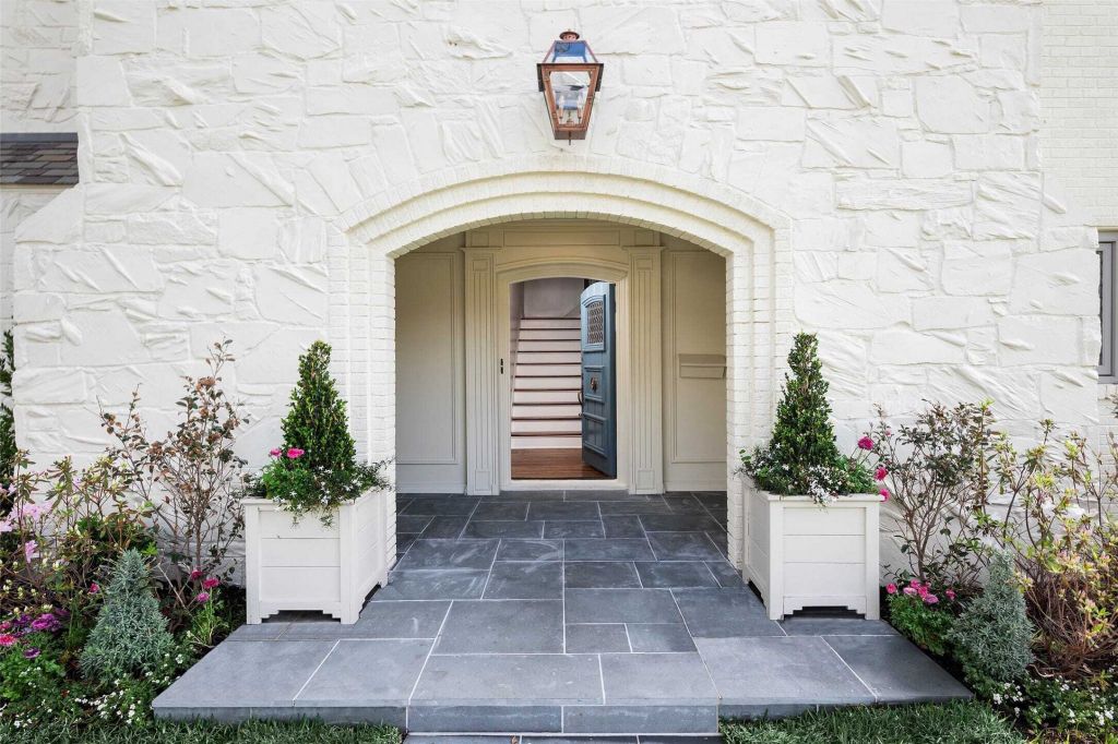 Property photo 2 of 24 <Alttext/>