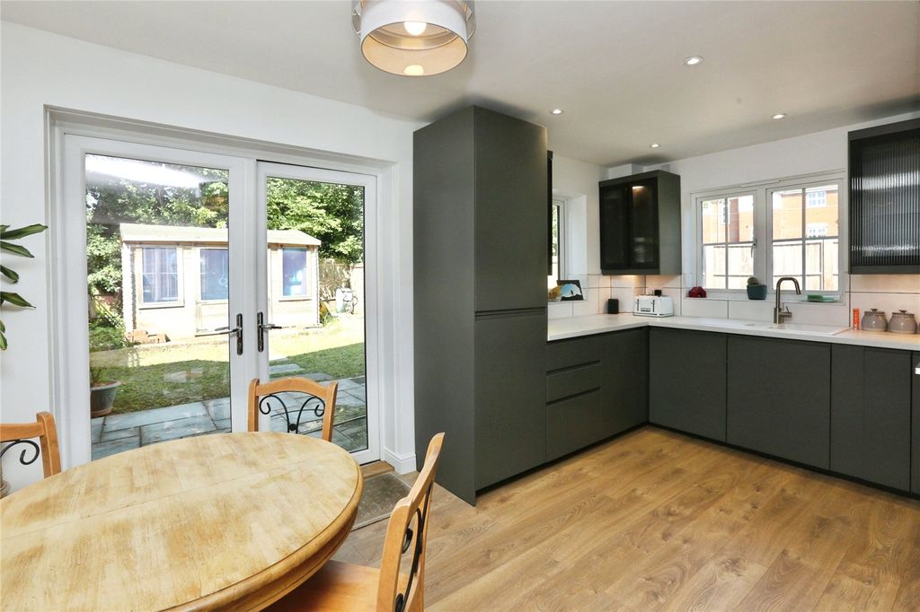 Property photo 2 of 20 Kitchen Diner