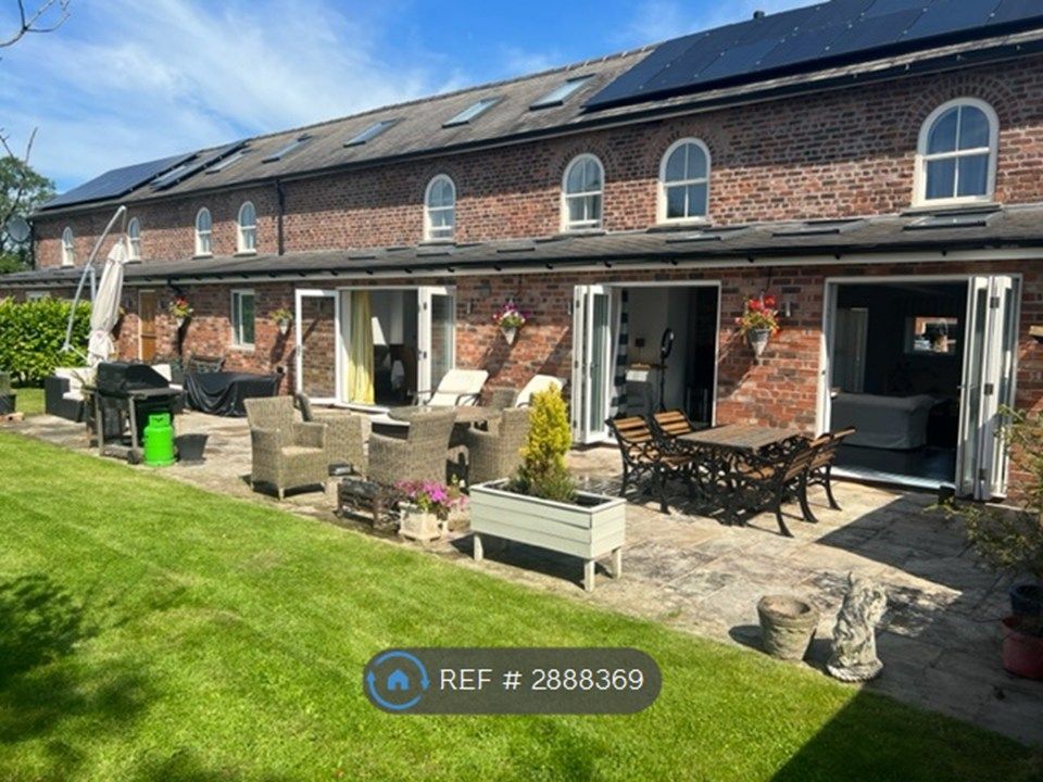 Property photo 2 of 28 Patio And Garden