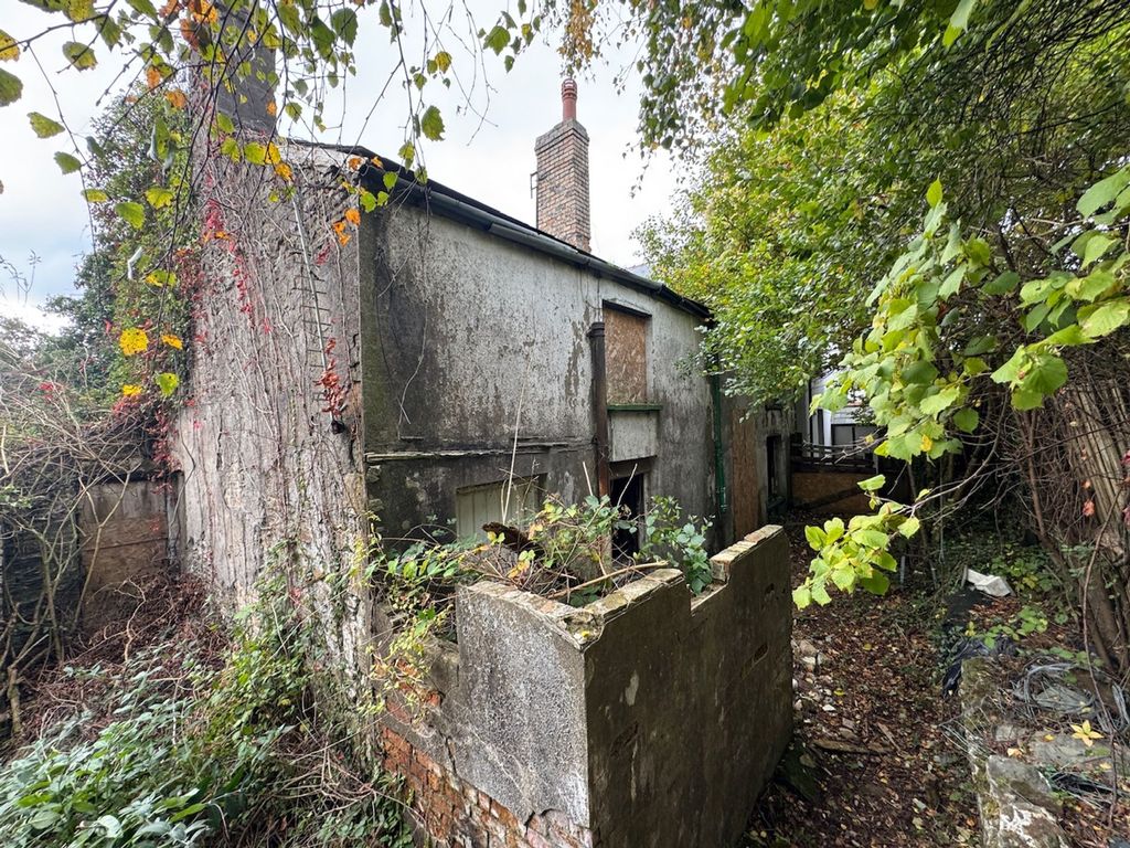 Property photo 3 of 30