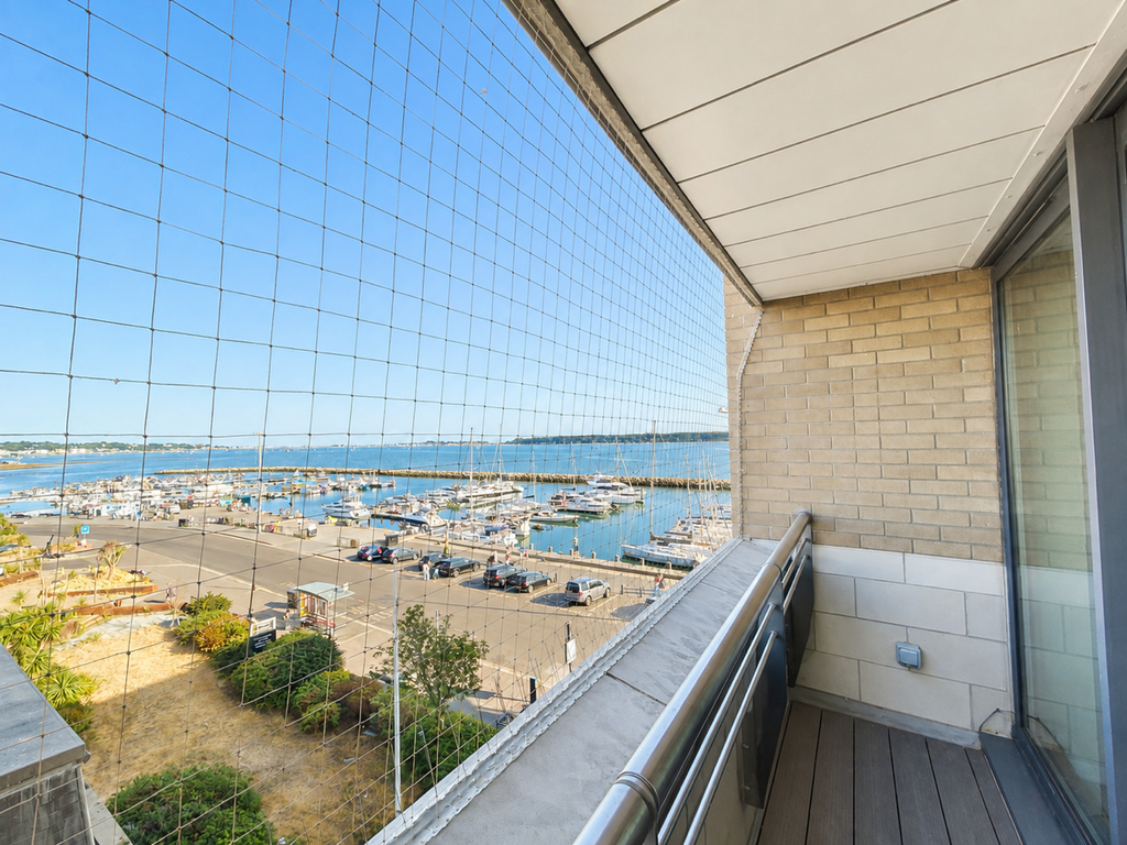 Property photo 3 of 15 Balcony