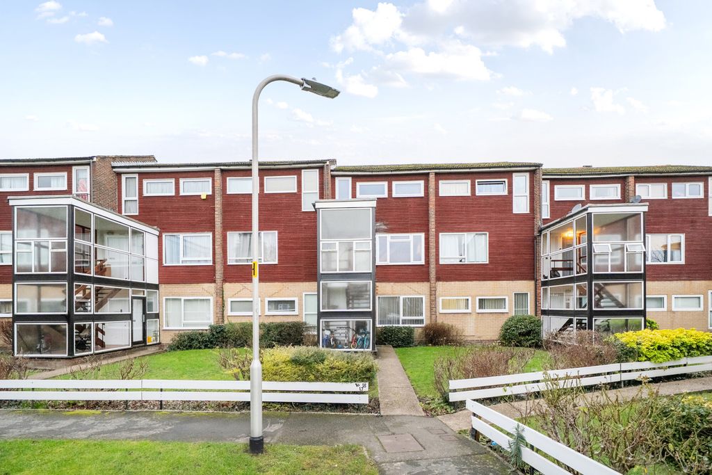 Property photo 1 of 20 1404636-17-6977A2...