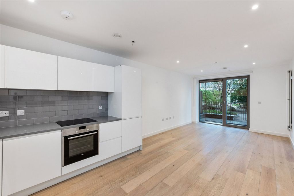 Property photo 1 of 13 Picture No. 10