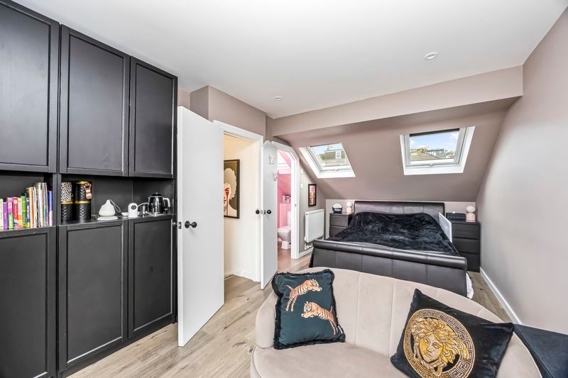 Property photo 3 of 23 Photo 19