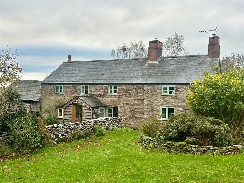 Property photo 1 of 44