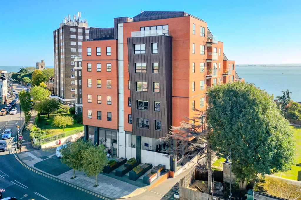 Property photo 1 of 27 Eden Point