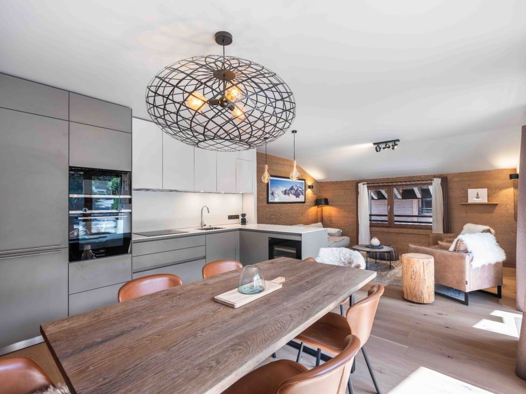 Property photo 3 of 12 Megeve Apartment For