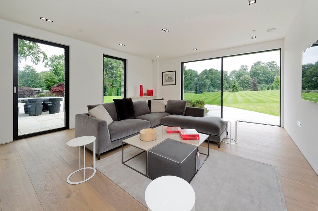 Additional image 10 of 6 bed country house for saleHammersley Lane, Penn, Buckinghamshire HP10